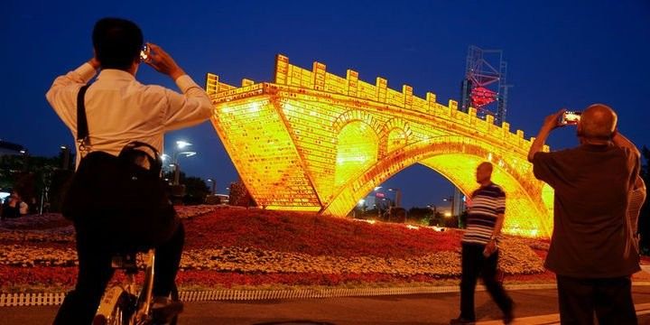 İpək Yoluna 8 trilyon dollarlıq investisiya 