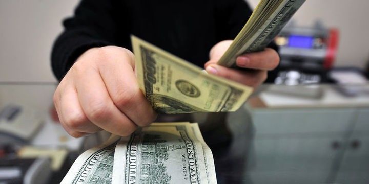 Dolların yeni rəsmi məzənnəsi açıqlandı - BAHALAŞDI