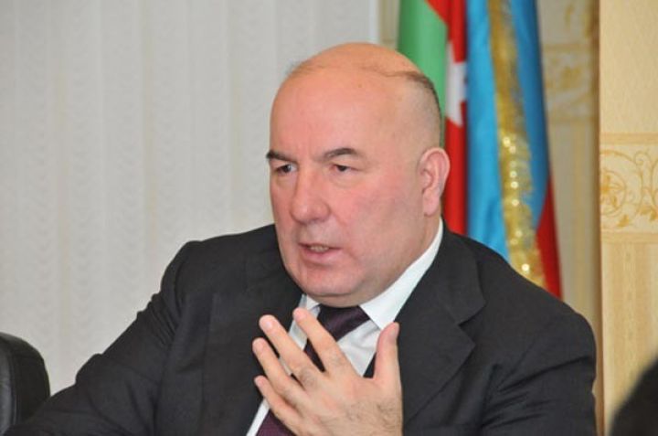 “Bank Respublika Elman Rüstəmova məxsusdur" deyənlərə - RƏSMİ CAVAB