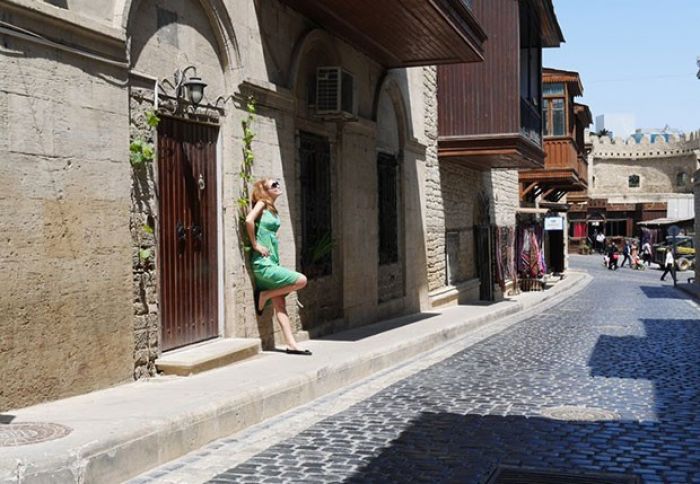 Alman turist: “Sizdə darıxdırıcıdır, həm də bahalıq”