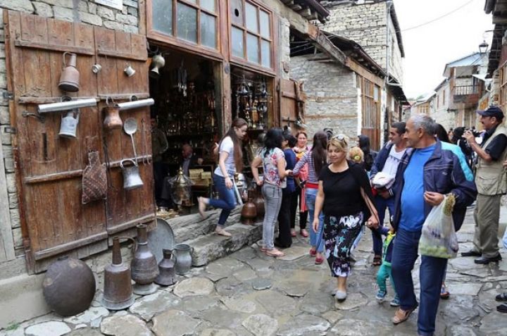 İstirahət günlərində səyahətə çıxanlar üçün hava proqnozu açıqlanıb