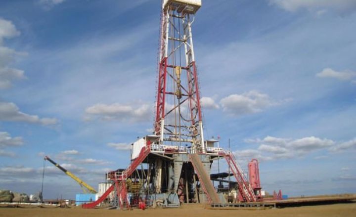 ABŞ-da neft qazma qurğularının sayı azaldı
