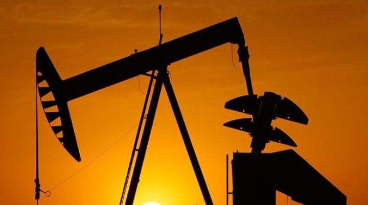 Trampın "İran qərarı" öncəsi neft qiymətlərinin düşməsi dayandı