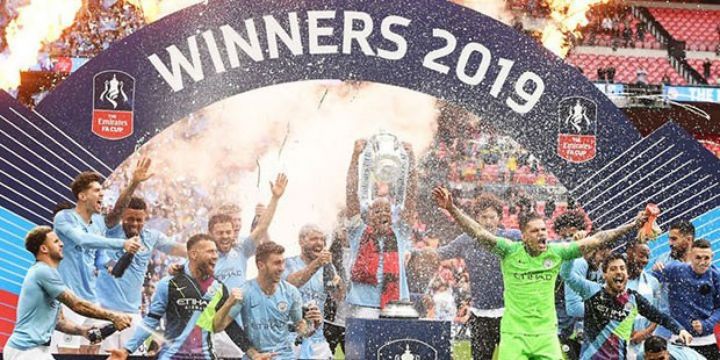 "Məşhur futbol klubunun 500 milyon dollarlıq səhmləri ABŞ-ın özəl sərmayə fonduna satılır"