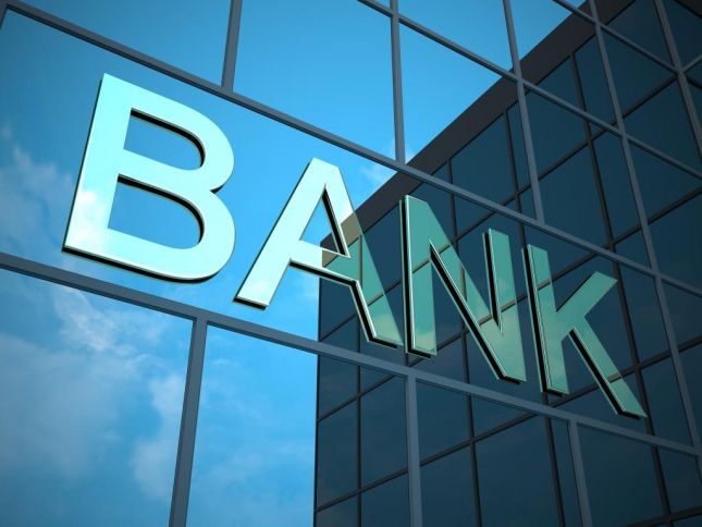 Bank sektorundan 600 milyon manatdan çox xalis mənfəət!