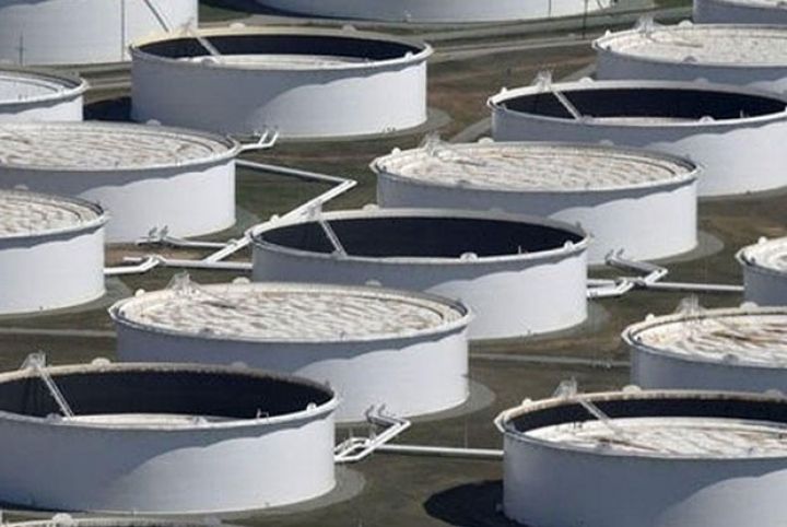 ABŞ-da xam neft ehtiyatları artıb