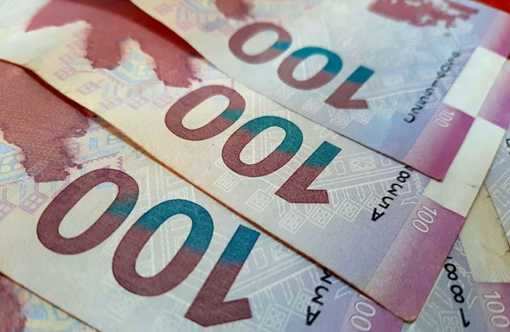 Dövlət büdcəsindən ali məktəblərə çəkilən xərclər 4% artırılır