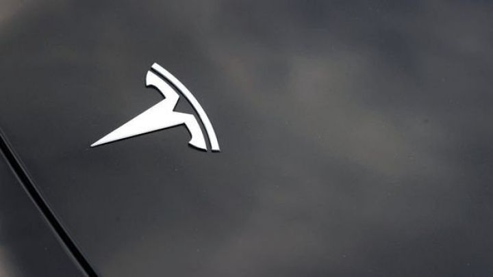 Tesla səhmləri ucuzlaşmaqda davam edir