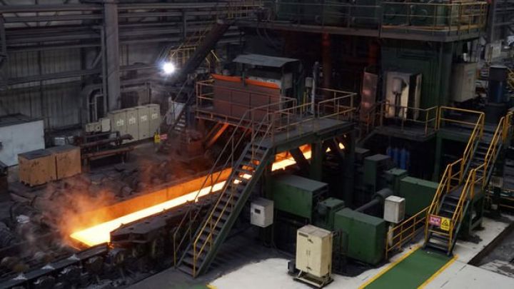 Dəmir filizi yenidən sürətlə bahalaşır