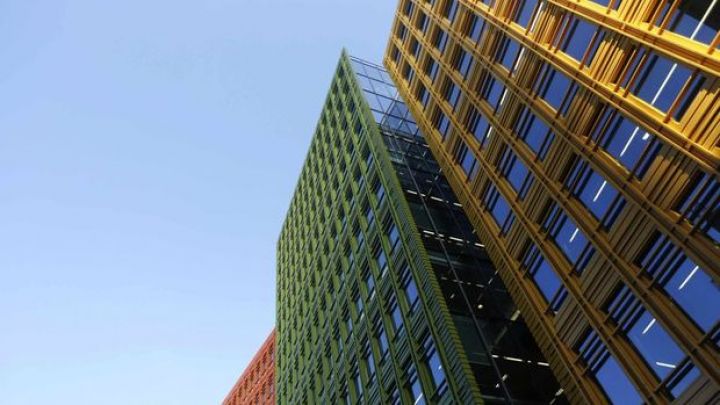 Məşhur şirkət Londonda kirayədə olduğu ofisini 1 milyard dollara satın alır