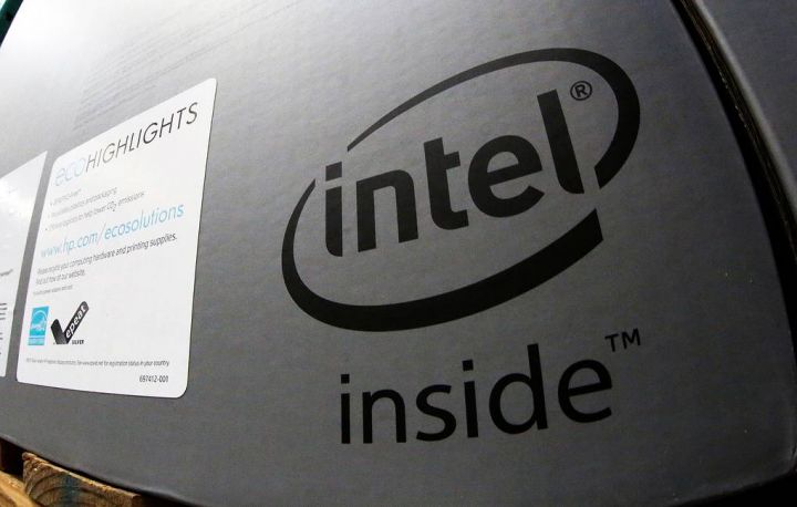 İntel: Yarımkeçiricilərin çatışmazlığı ən azı 2024-cü ilə qədər qalacaq