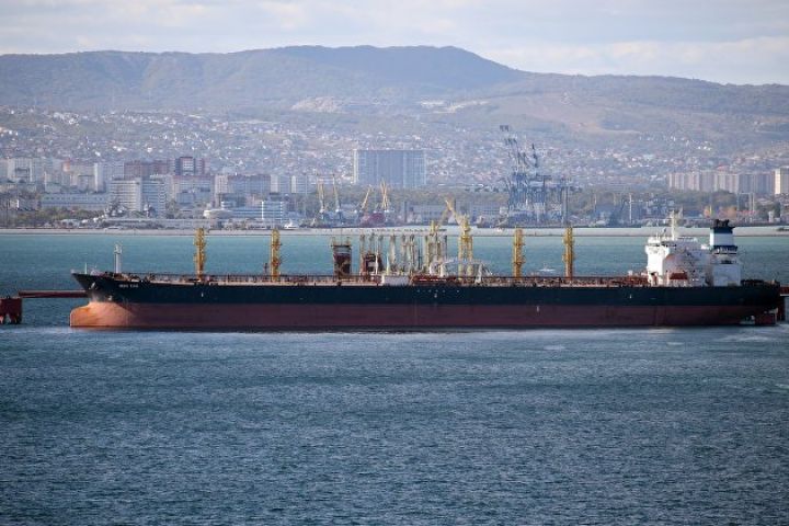 Qazaxıstan tankerlərin Türkiyə boğazlarında qalması səbəbindən itki vermədiyini bildirir