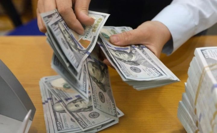 "Boyun qaçıran şirkətlərə dövlət subsidiyaları verilməyəcək" - Putin valyuta ilə bağlı yeni təkliflərə baxacaq