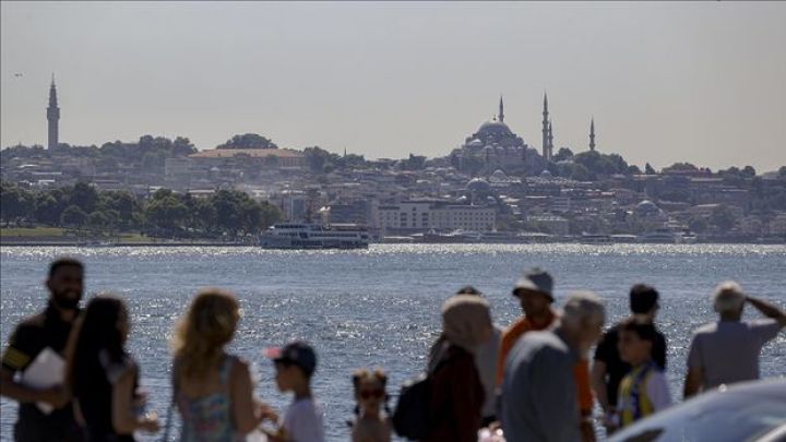 İstanbul turist rekordu qırıb