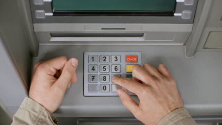 Bank bankomatlarının monitorinqi üzrə proqram təminatı alır - TENDER