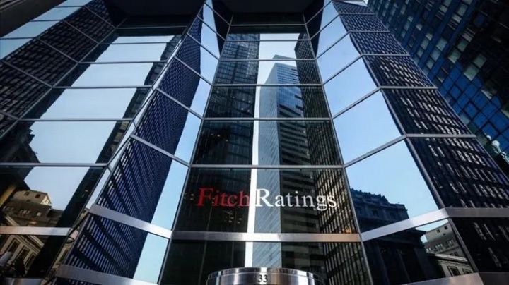 Fitch qlobal iqtisadi artım proqnozunu aşağı saldı