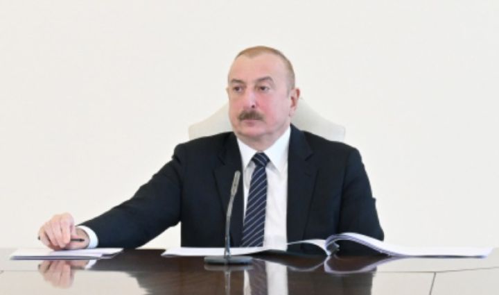 "Bakı şəhərində tıxac müşahidə olunur və əfsuslar olsun ki, tıxacların sayı ildən-ilə artır"