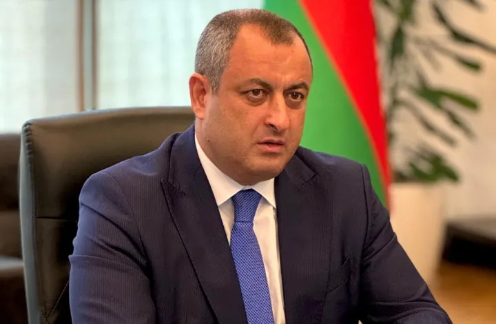 Suraxanının İcra başçısına töhmət verilib