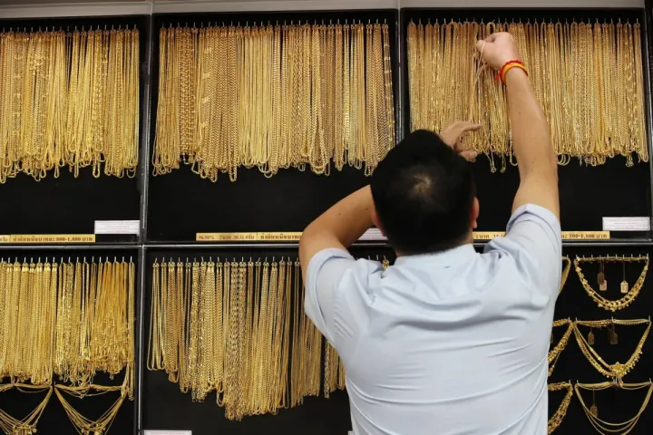 Qızılın qiyməti atəşkəs xəbərləri ilə yüksəlir