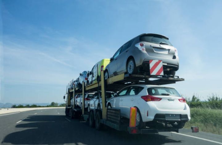 Azərbaycana minik avtomobillərinin idxalı 40 %-dən çox azalıb