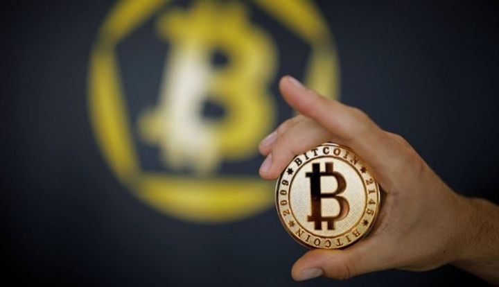 "Bitcoin"də mühüm dəyişiklik: İkiyə bölünə bilər