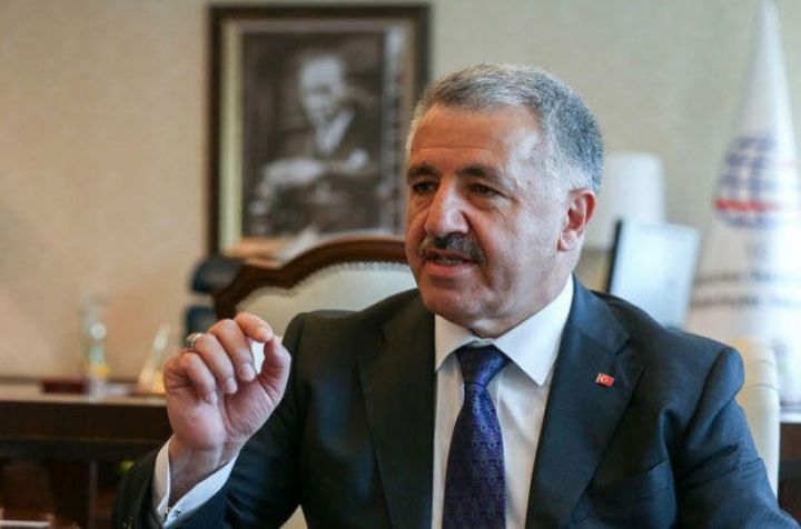 Bakı-Tbilisi-Qars dəmir yolunun tikintisi başa çatır