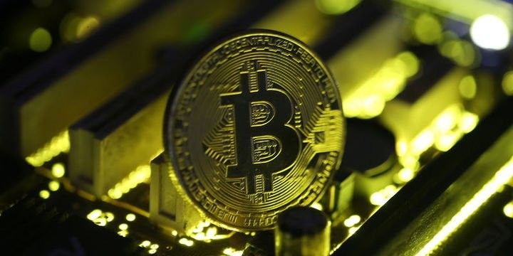 Bitcoin-in qiyməti 10 min dolları keçdi