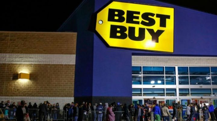 "Best Buy" 250 mağazasını bağlamaq qərarı verdi