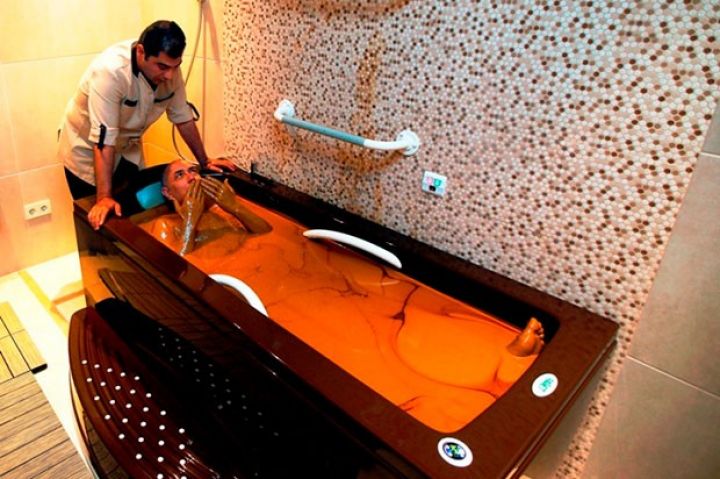 Naftalana gələn turistlərin 37 faizi əcnəbilərdir