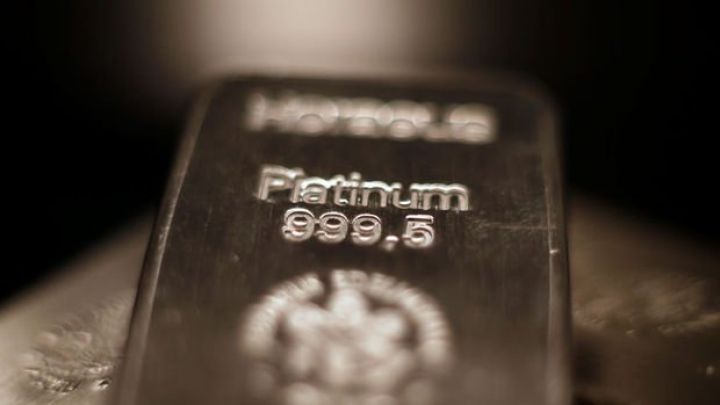 Platinin qiymətində 6 ilin rekordu qeydə alındı