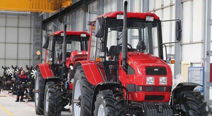 Azərbaycanda traktor istehsalı kəskin artıb