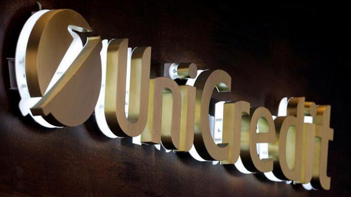 Nəhəng bank proqnozdan çox qazanc əldə edib