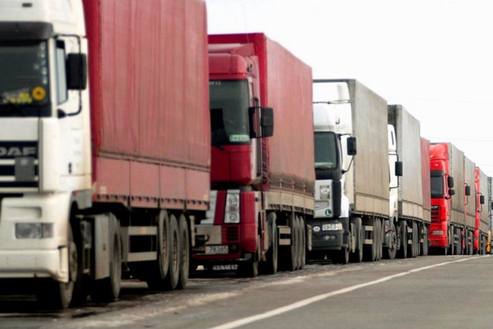 Pakistanın ilk yük maşınları Bakıya çatıb - Azərbaycandan  malları ilə Pakistana qayıdacaqlar