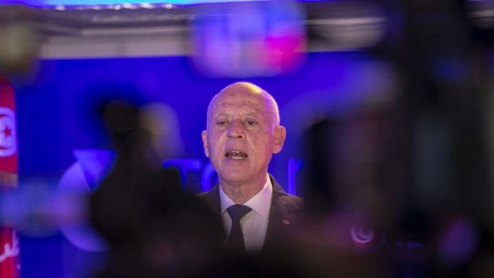 Tunisdə siyasi böhran