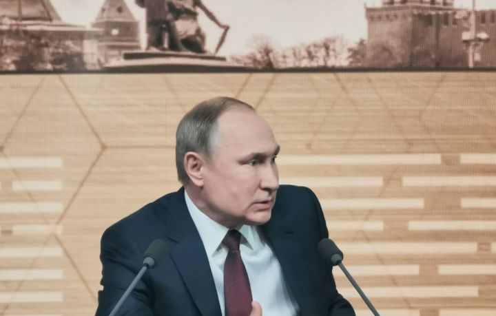 Putin: "Finalı başqa ölkəyə verəcəyi təqdirdə “Qazprom” UEFA-nın sponsorluğundan imtina edəcək"