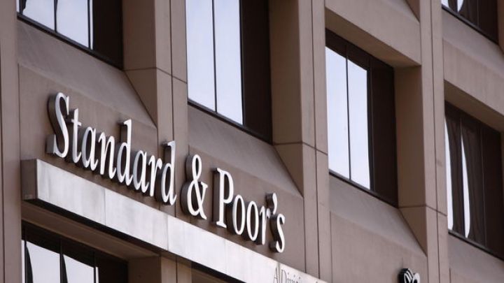 S&P Rusiya və Ukraynanın reytinqini aşağı saldı