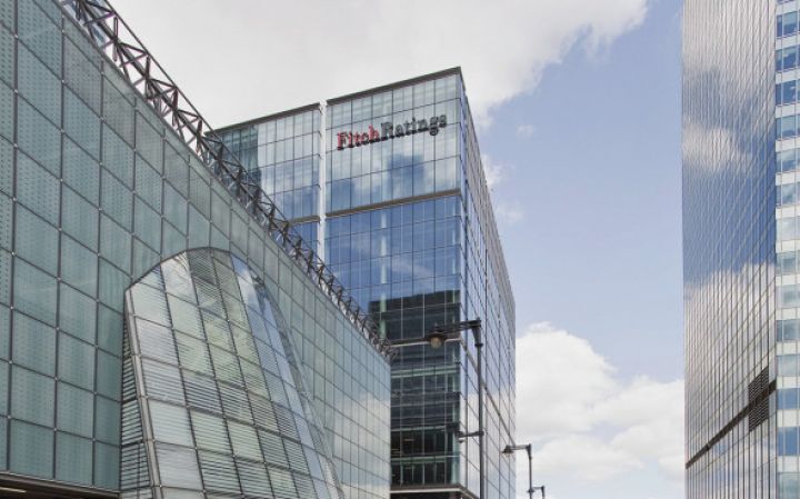 "Fitch" Rusiyanın reytinqini geri götürüb