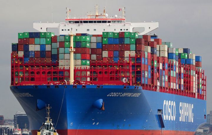 Çinin gəmiçilik şirkəti keçən il mənfəətinin 800% artacağını gözləyir