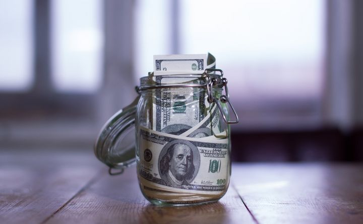 Rusiyada xarici valyutada depozitlər üzrə mənfi dərəcələr təklif edilir