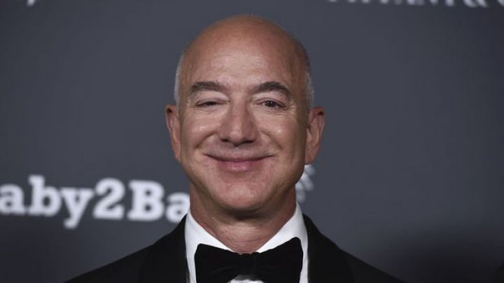 Ceff Bezos sərvətinin böyük hissəsini xeyriyyəçilik üçün xərcləyəcək