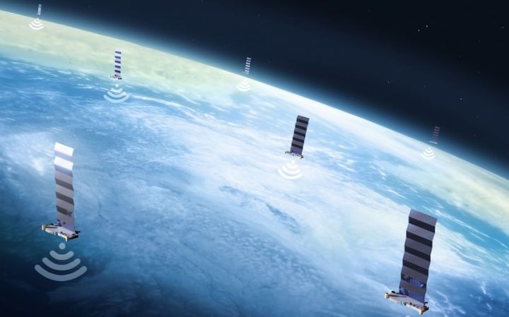 “SpaceX” növbəti “Starlink” internet peyklərini orbitə çıxarıb