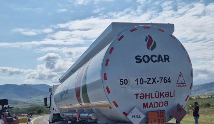 SOCAR-ın daha 2 avtomobili Xankəndiyə yola düşdü