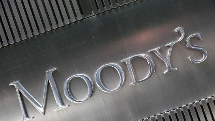 Moody's 5 İsrail bankının reytinqini aşağı salıb