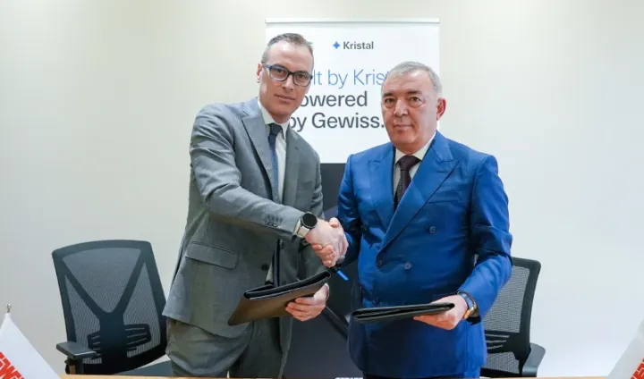 “Kristal” şirkəti İtaliyanın qabaqcıl istehsalçısı ilə memorandum imzaladı