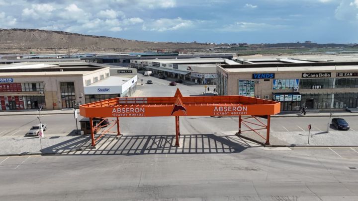 Qırğız nümayəndə heyəti “Abşeron” Ticarət Mərkəzində sahibkarlarla görüşüb