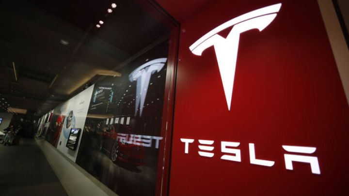Tesla-nın Avropadakı satışları getdikcə azalır