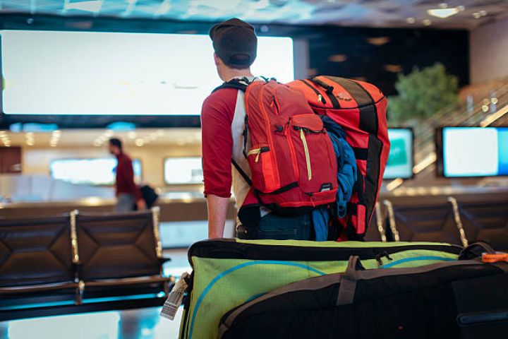 Azərbaycandan Rusiya və Türkiyəyə gedənlərin sayı azalıb, İrana gedənlərin sayı artıb